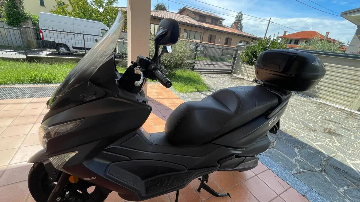 Kymco X-Town 300i ABS (2016 - 20)  (2)
