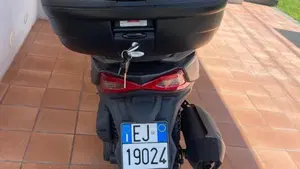 Kymco X-Town 300i ABS (2016 - 20)  (4)