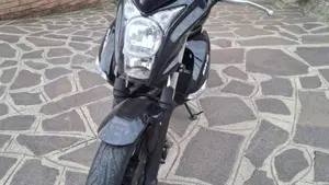 Kawasaki ER-6N (2009 - 11)  (4)