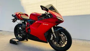 Ducati 848 (2007 - 13)  (2)