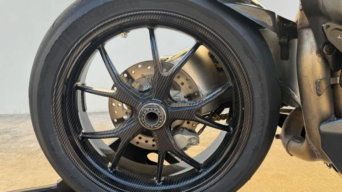 Ducati 848 (2007 - 13)  (8)