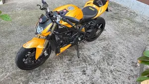 Ducati Streetfighter 848 (2011 - 15)  (7)