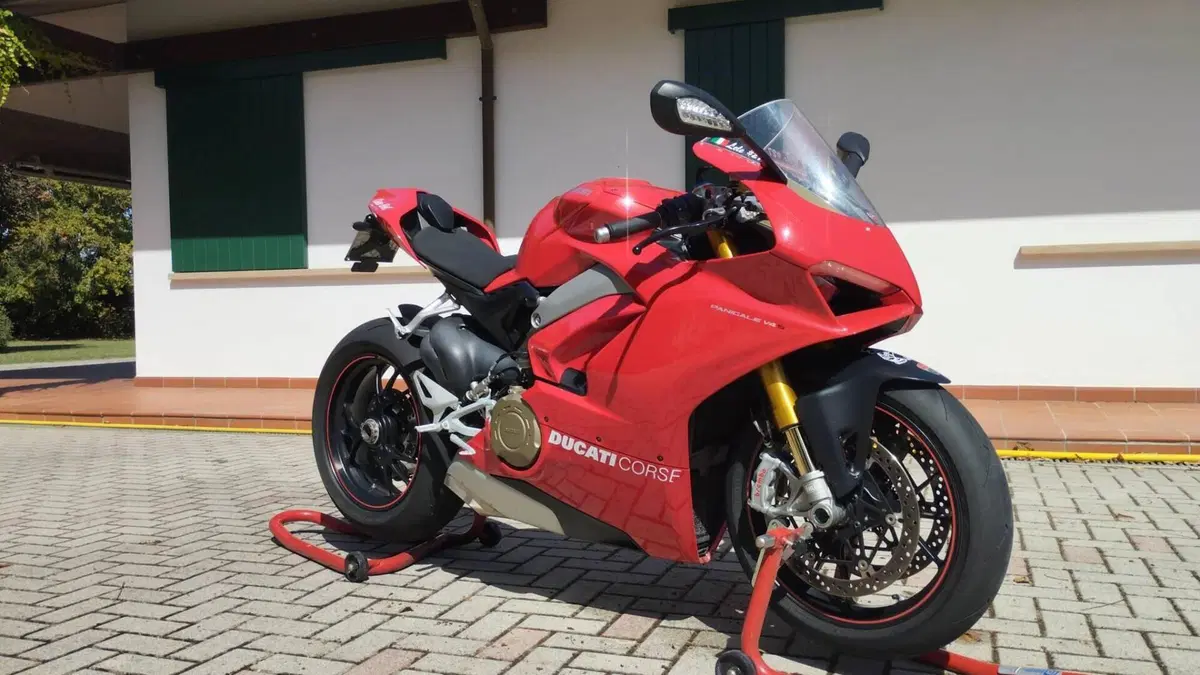 Ducati Panigale V4 S 1100 (2018 - 19)  (3)