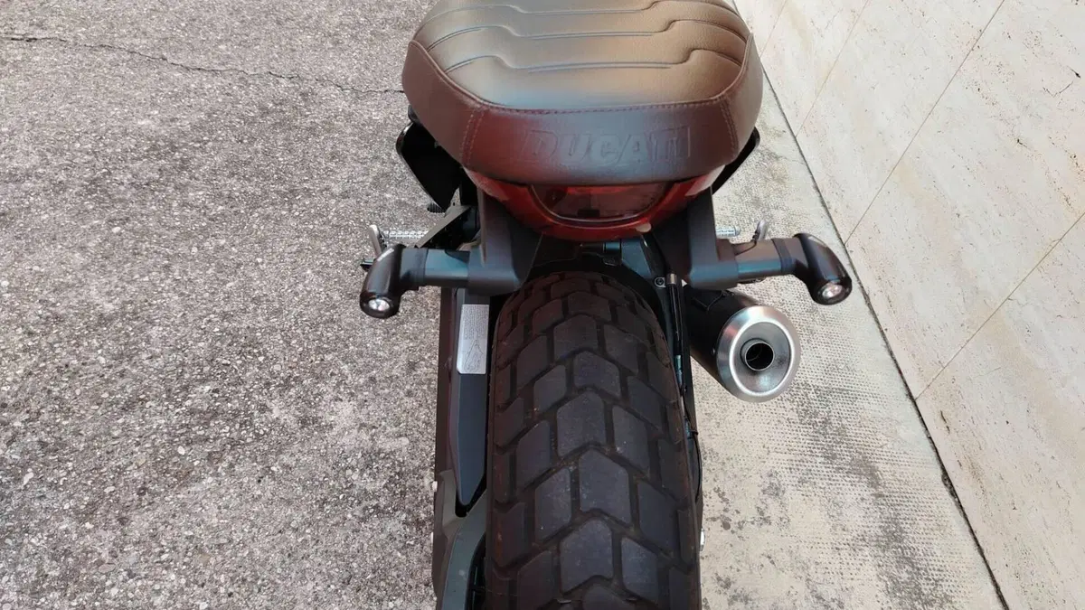 Ducati Scrambler 800 Nightshift (2023 - 24)  (2)
