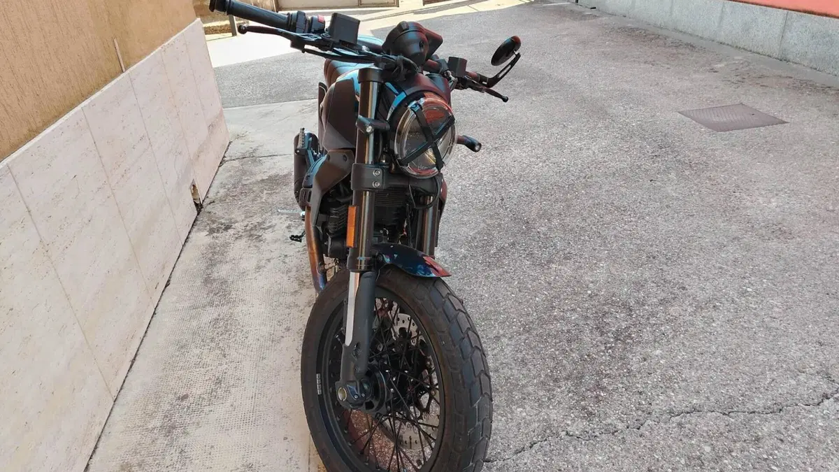 Ducati Scrambler 800 Nightshift (2023 - 24)  (3)