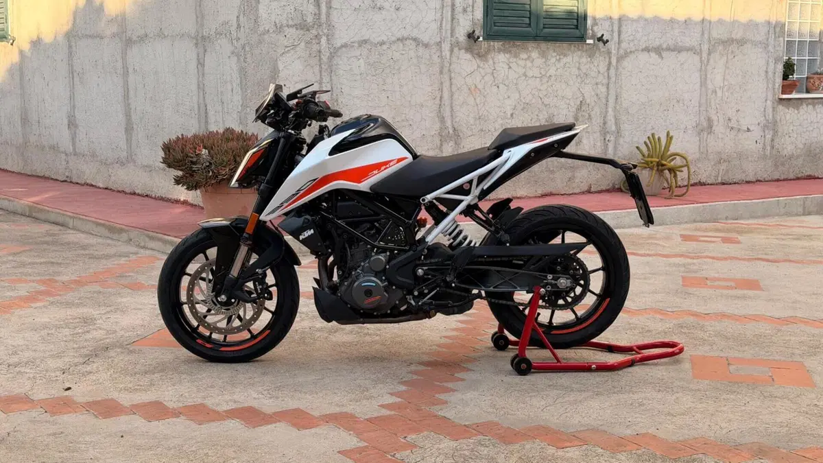 KTM 390 Duke (2021 - 23) 