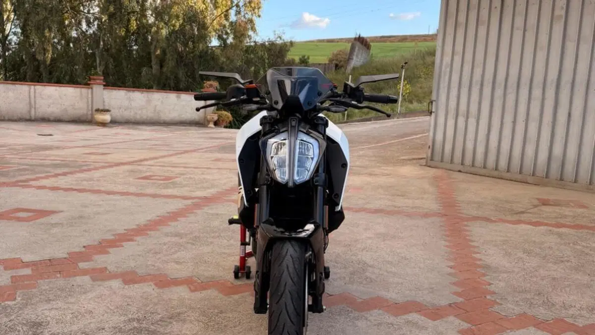 KTM 390 Duke (2021 - 23)  (3)