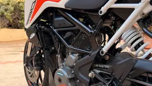 KTM 390 Duke (2021 - 23)  (6)