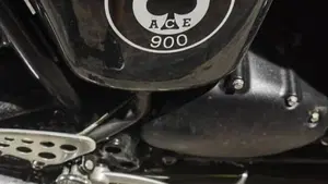 Triumph Thruxton 900 ACE (2014 - 15)  (19)