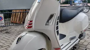 Vespa GTS 300 Hpe (2021 - 22)  (3)