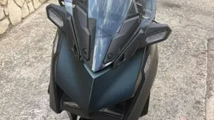 Yamaha X-Max 125 Tech Max (2021 - 24)  (4)