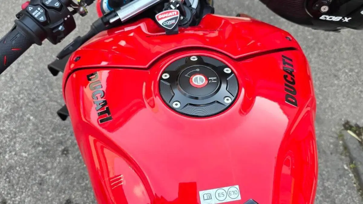 Ducati Streetfighter V4 S (2025 - 26)  (4)