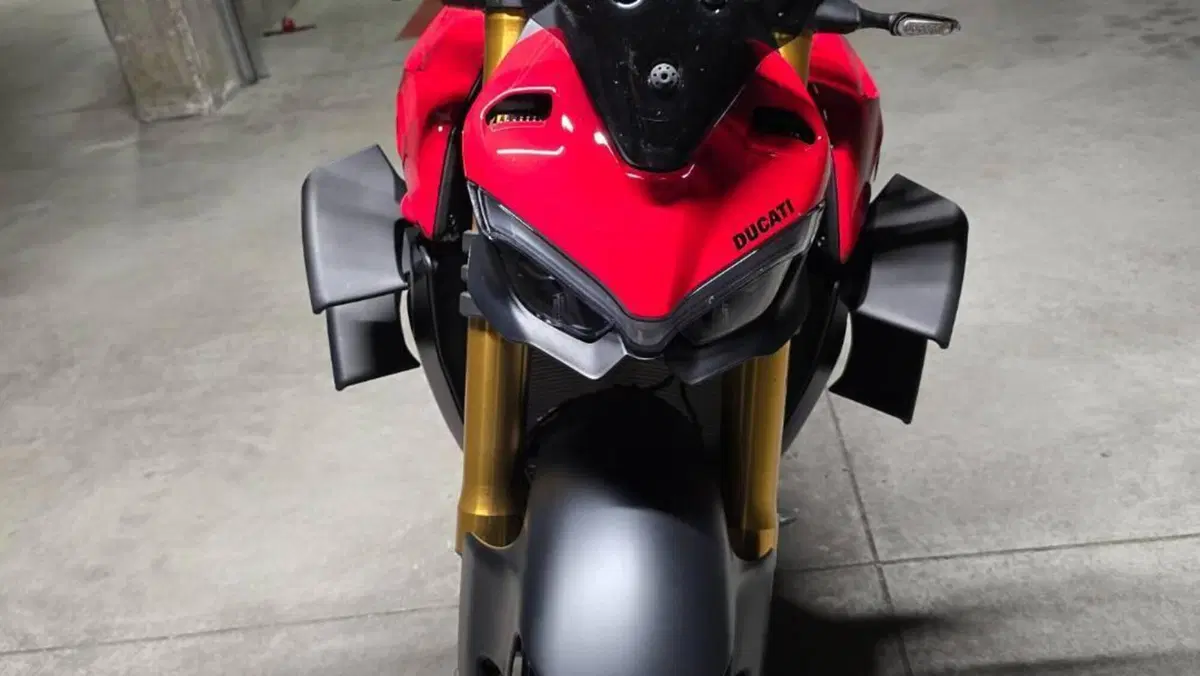 Ducati Streetfighter V4 S (2025 - 26)  (6)