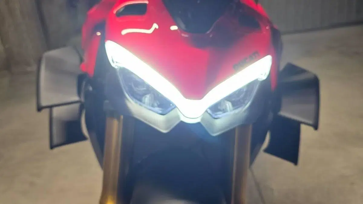 Ducati Streetfighter V4 S (2025 - 26)  (7)
