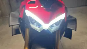 Ducati Streetfighter V4 S (2025 - 26)  (7)