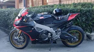 Aprilia RSV4 Factory APRC ABS (2011 - 15)  (4)