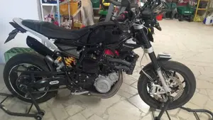 Husqvarna Nuda 900 ABS (2011 - 13)  (2)