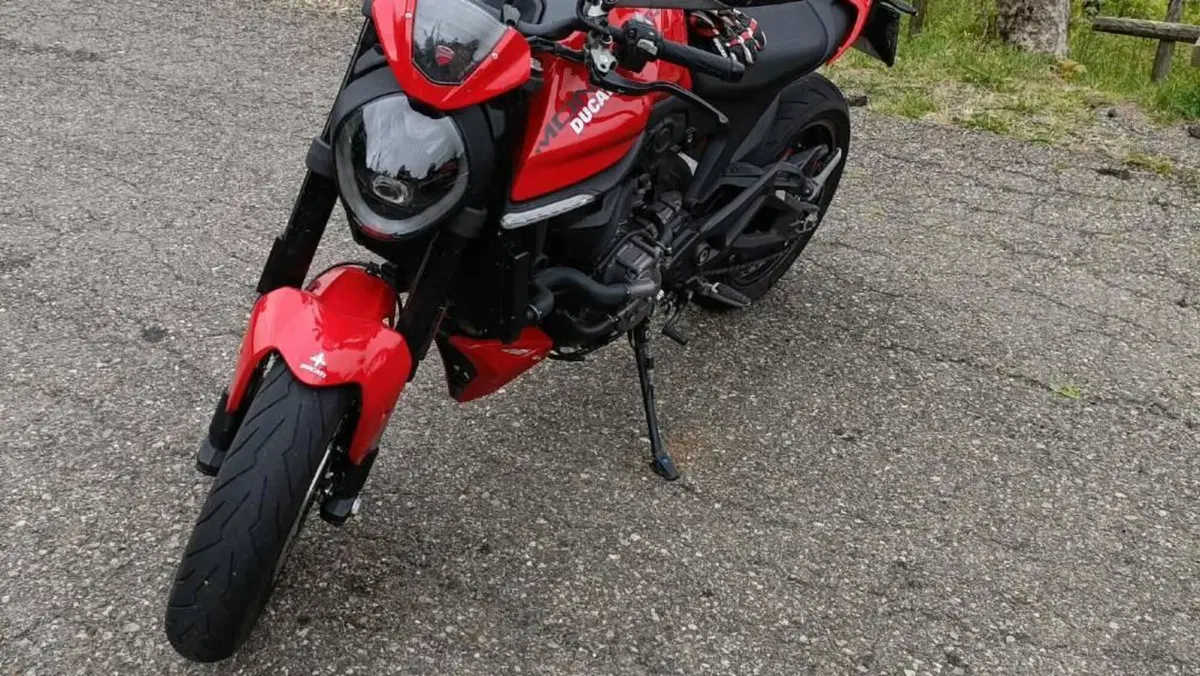 Ducati Monster 937 + (2021 - 25) 