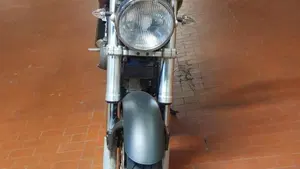 Ducati Monster 750 Dark (1999 - 02)  (4)