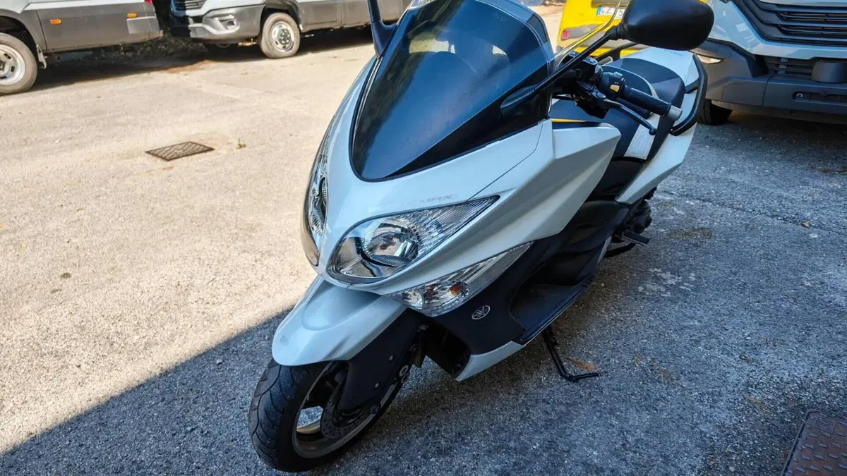 Yamaha T-Max 500 White Max (2010 - 11)  (7)