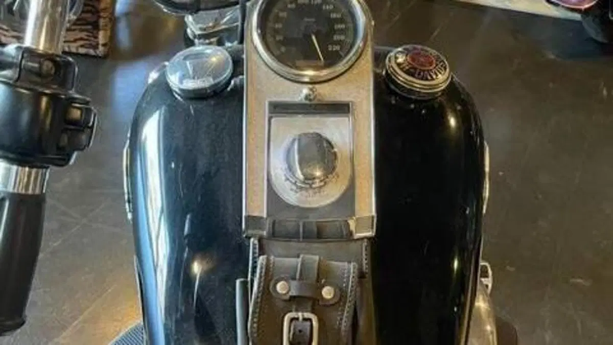 Harley-Davidson 1450 Standard (2002 - 05) - FXSTI  (3)