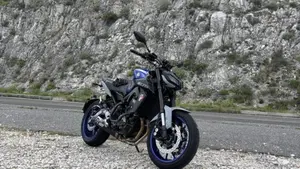 Yamaha MT-09 (2017 - 20)  (3)