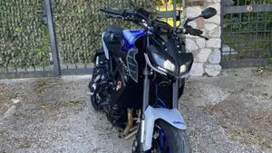 Yamaha MT-09 (2017 - 20)  (5)