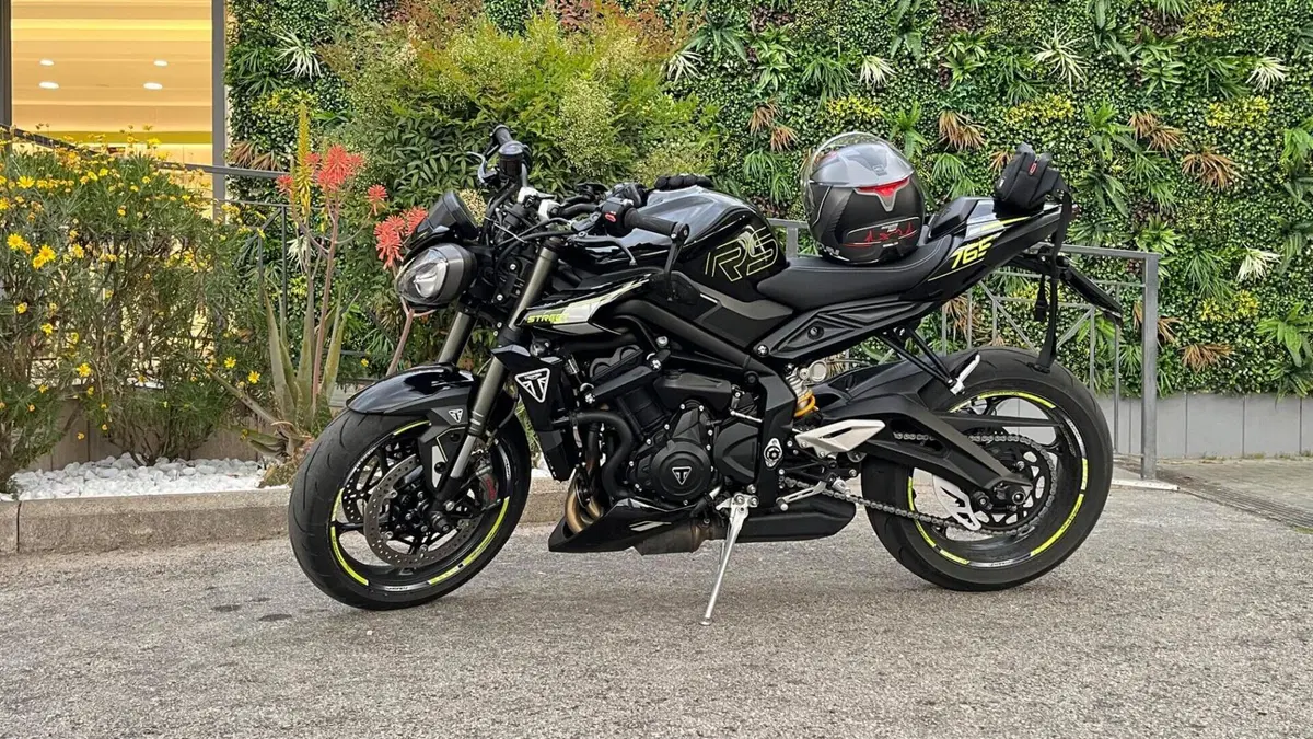 Triumph Street Triple 765 RS (2023 - 26)  (4)