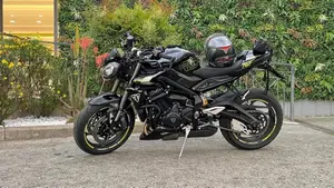 Triumph Street Triple 765 RS (2023 - 26)  (4)