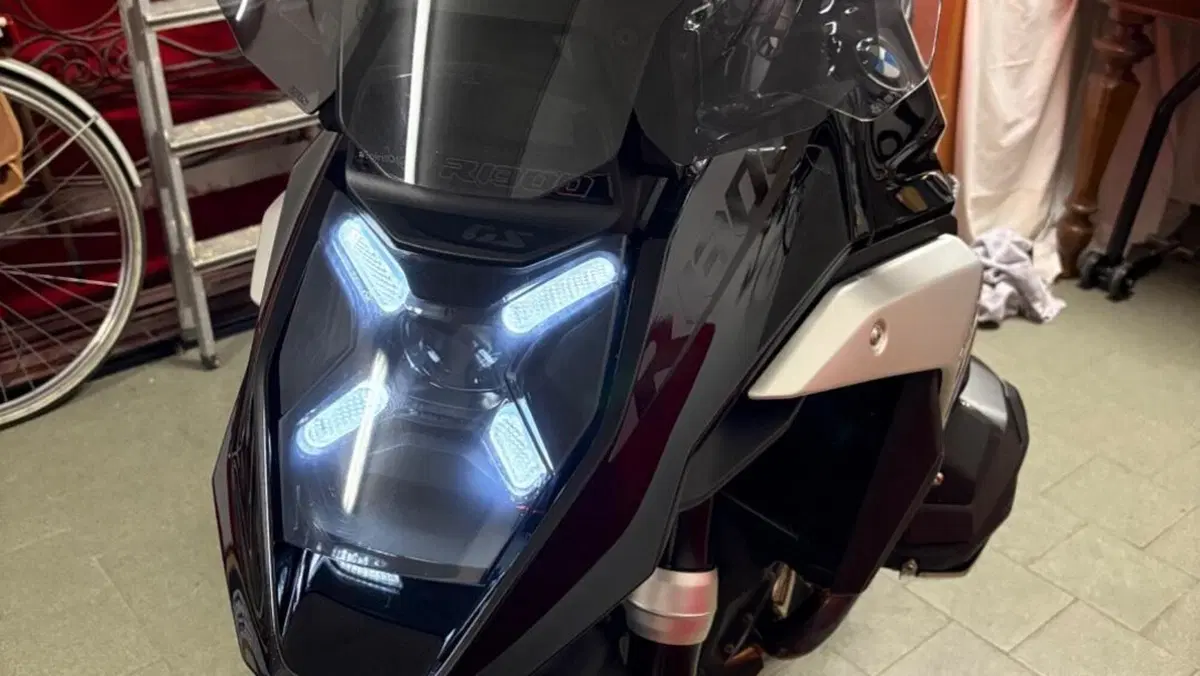 Bmw R 1300 GS Triple Black (2023 - 26)  (5)