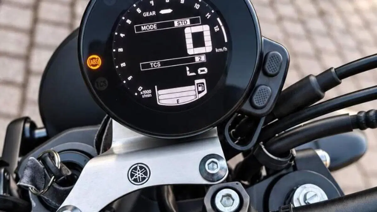 Yamaha XSR 900 ABS (2016 - 20)  (4)