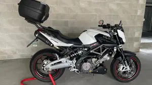 Aprilia Shiver 750 (2010 - 16)  (2)