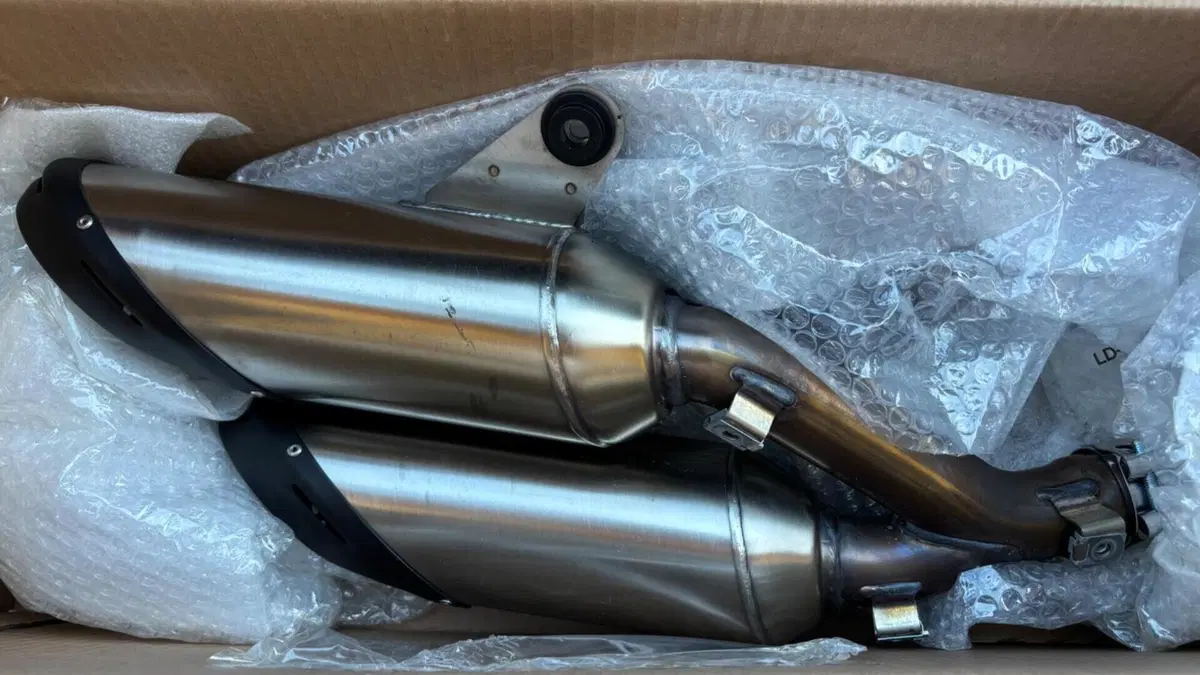 Ducati Monster 937 + (2021 - 25)  (9)