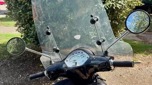 Vespa LX 50 4T (2009 - 14)  (2)