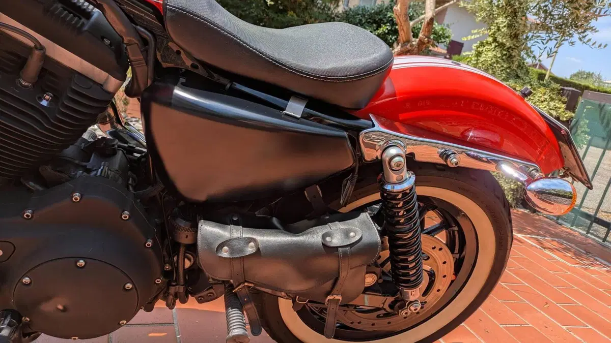 Harley-Davidson 883 R (2006 - 07) - XL 883R  (9)
