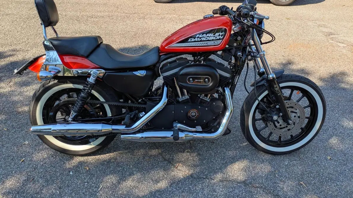 Harley-Davidson 883 R (2006 - 07) - XL 883R  (11)