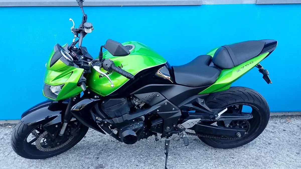 Kawasaki Z 750 (2007 - 14)  (6)
