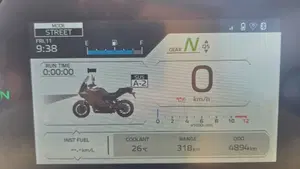 Yamaha Tracer 9 GT (2025 - 26)  (4)