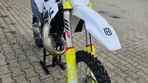 Husqvarna TC 125 (2020)  (3)