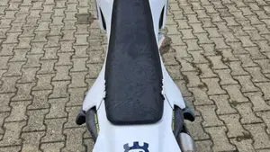 Husqvarna TC 125 (2020)  (5)