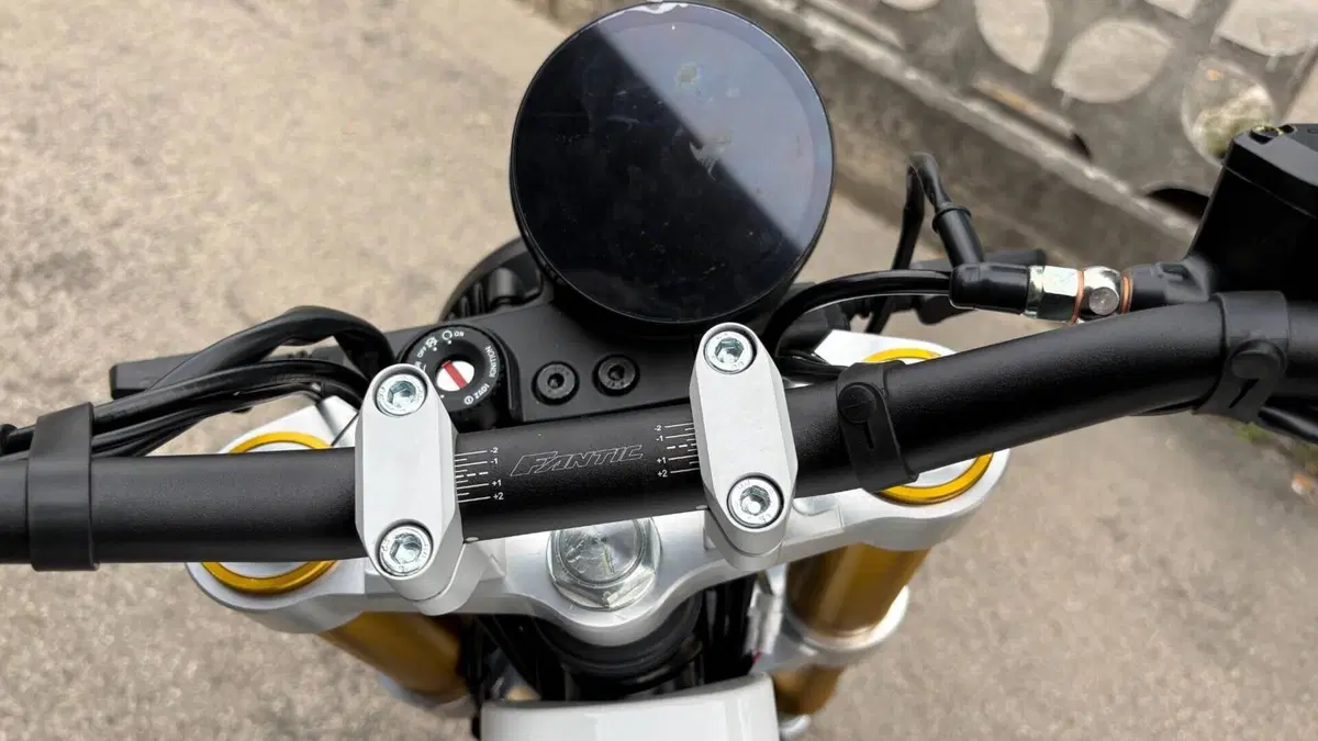 Fantic Motor Caballero 500 Scrambler (2025 - 26)  (17)