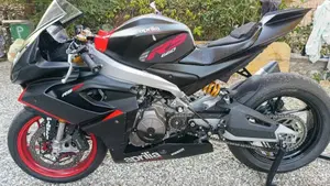 Aprilia RS 660 trofeo (2021 - 22)  (2)