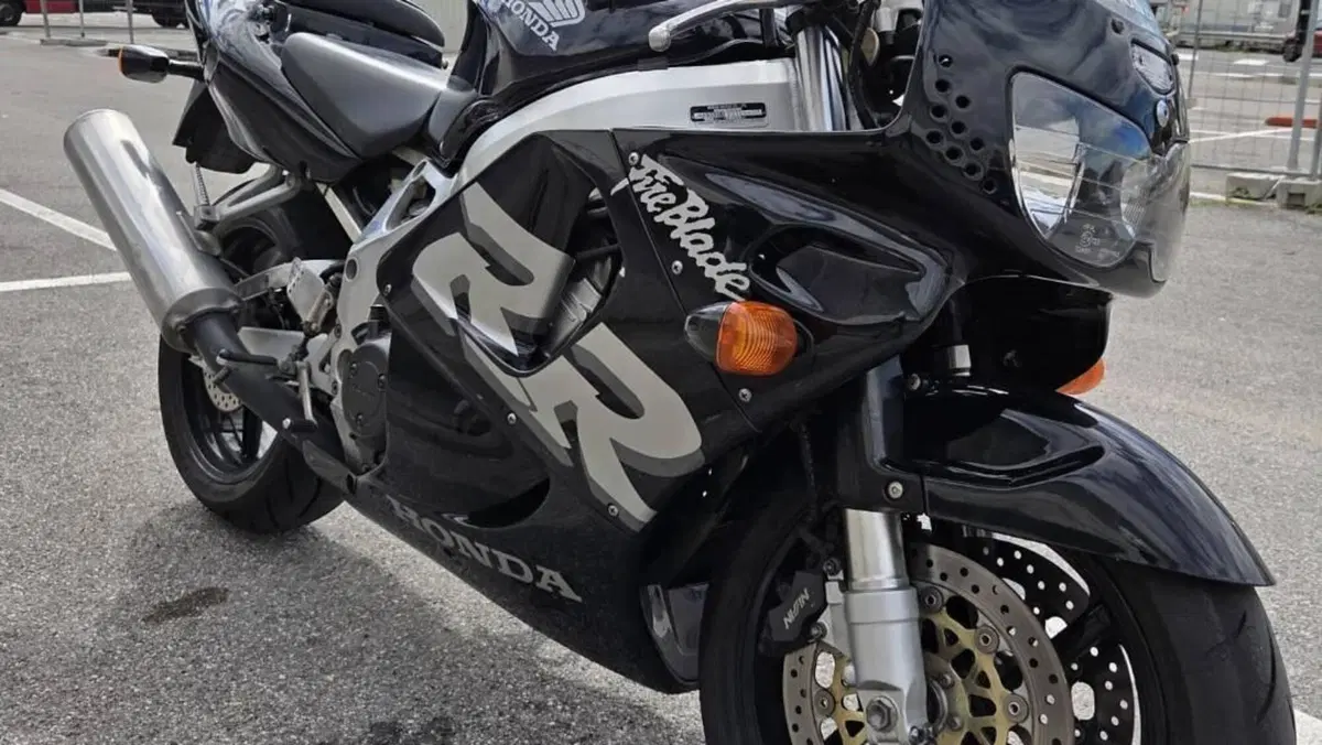 Honda   (2)