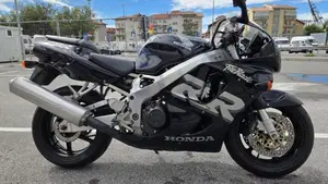 Honda   (4)