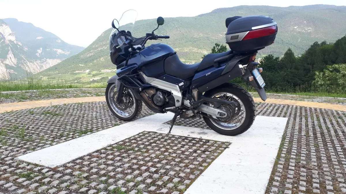 Aprilia   (3)