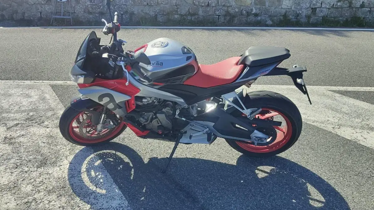 Aprilia Tuono 660 (2021 - 25)  (5)