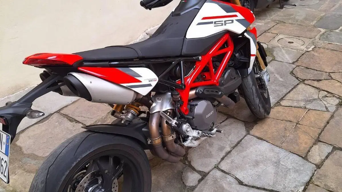 Ducati Hypermotard 950 SP (2022 - 25)  (2)