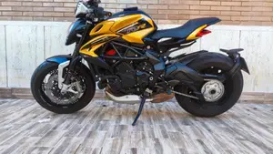MV Agusta Dragster 800 RR SCS (2021 - 25)  (2)