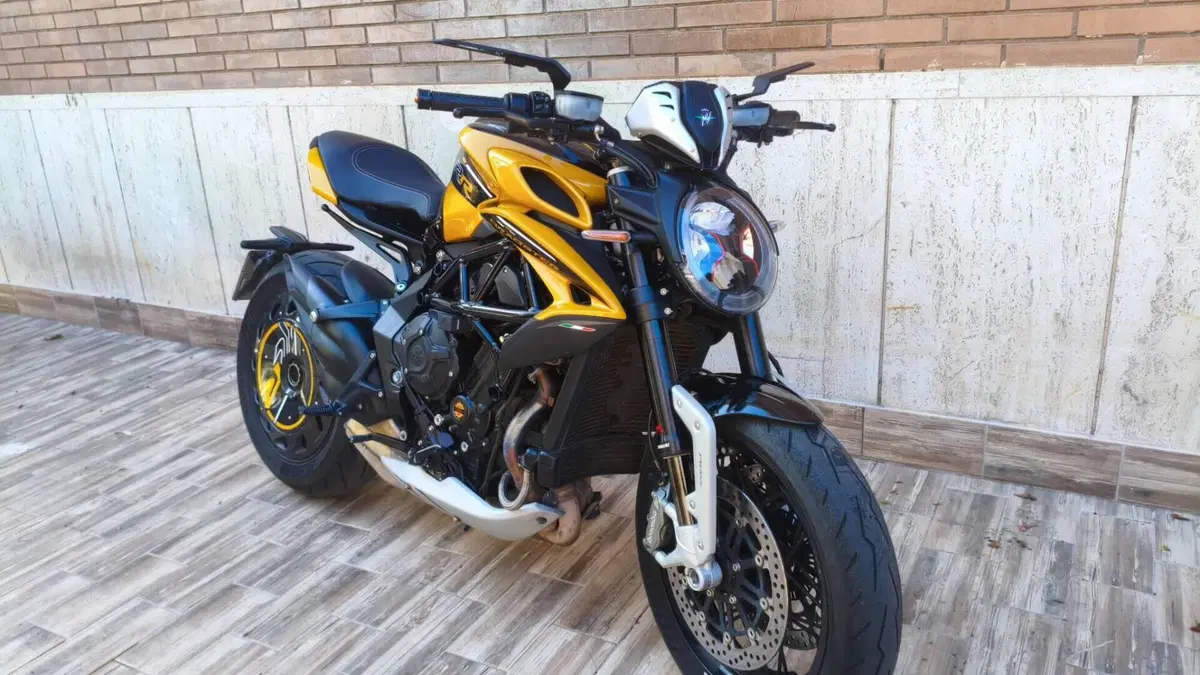 MV Agusta Dragster 800 RR SCS (2021 - 25)  (4)