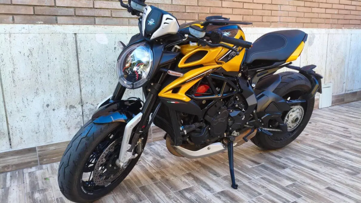 MV Agusta Dragster 800 RR SCS (2021 - 25)  (6)